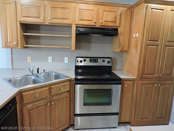 2nd image of 7001 Red Bud Dr