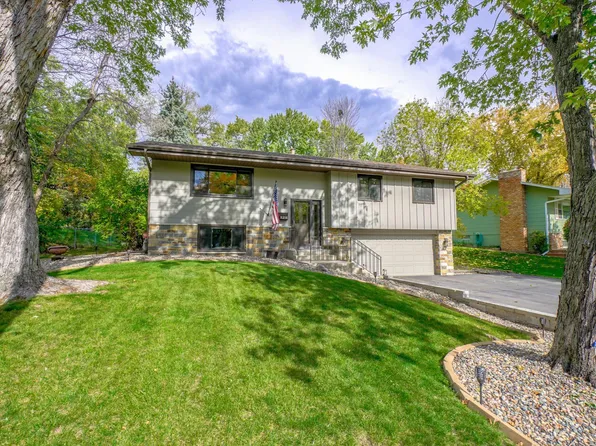 8316 39th Ave N, New Hope, MN 55427