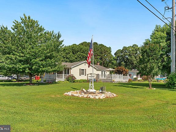 2nd image of 116 Kent Point Rd