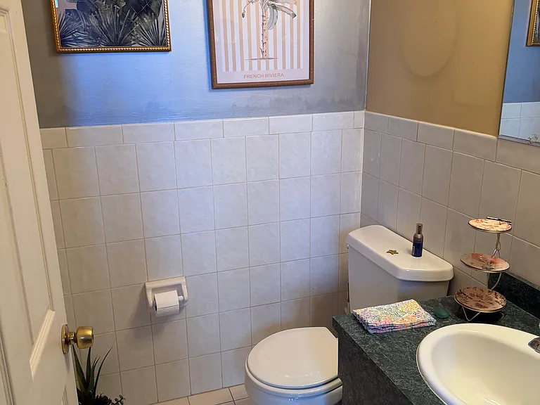 408 7th St #B — Photo 3