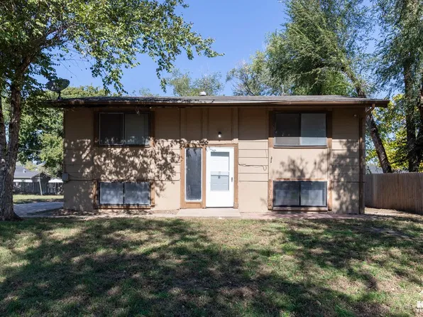 4320 W Del Sienno St, Wichita, KS 67212