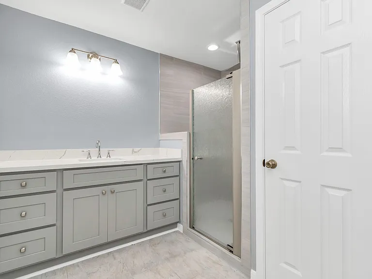 2826 W FM 1462 — Photo 25