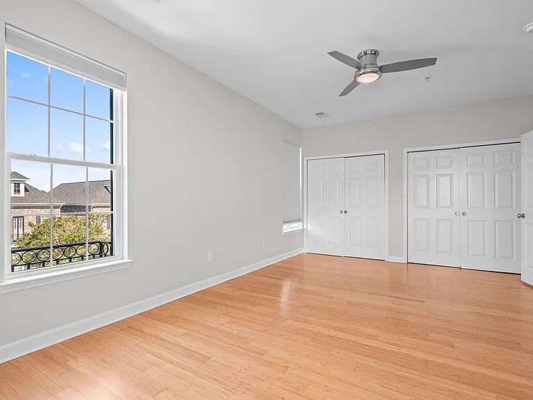 2798 Howard Ave #G — Photo 22
