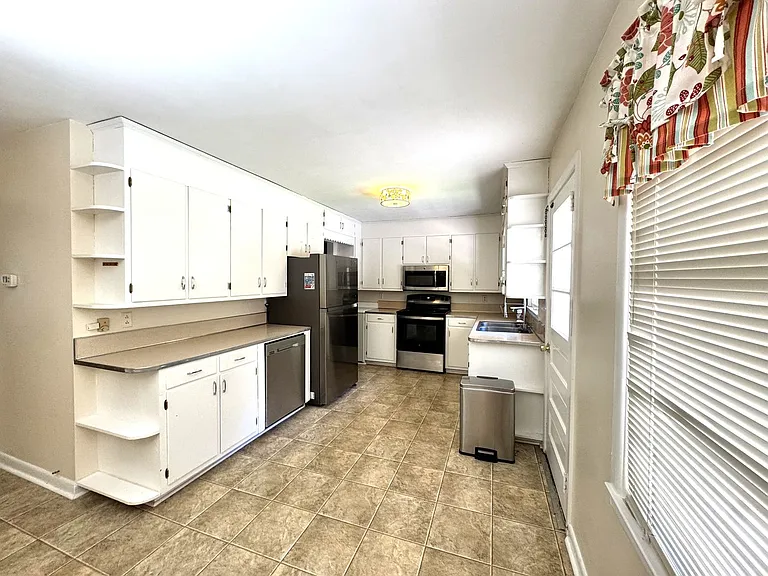 2864 Wilmington Hwy — Photo 9