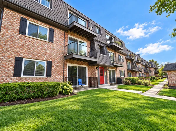 916 S Plum Grove Rd APT 224, Palatine, IL 60067