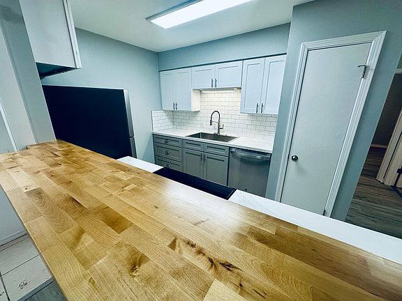 3rd image of 500 Lincoln St #208-B