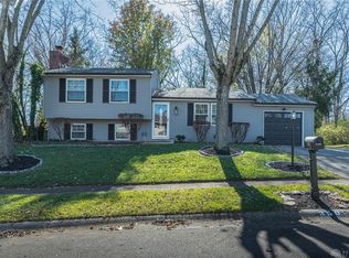 350 Greenport Dr, Dayton, OH 45449