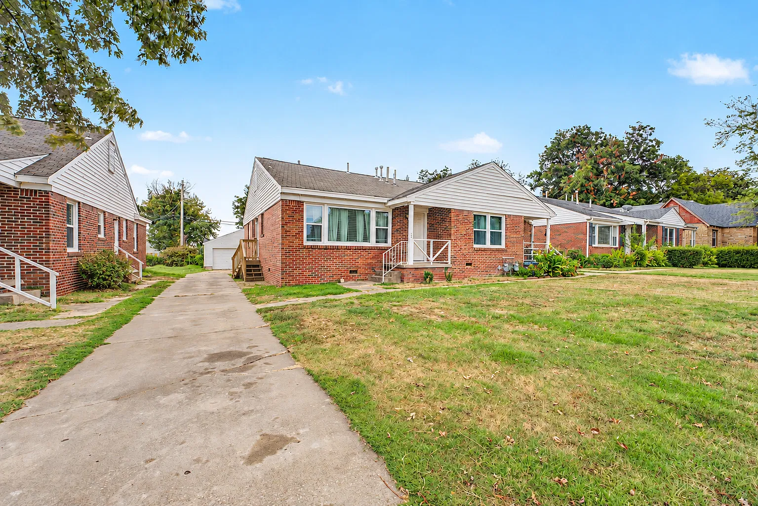 2 bed, $1,350 — Photo 2