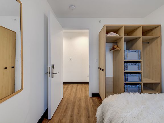 4th image of 186 N 6th St #302