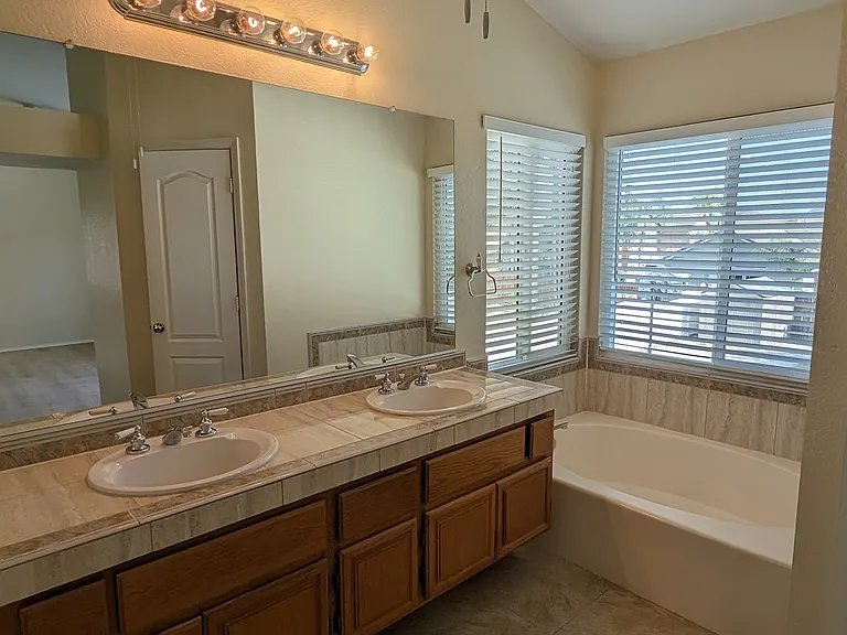 28763 Dijon Ct — Photo 19