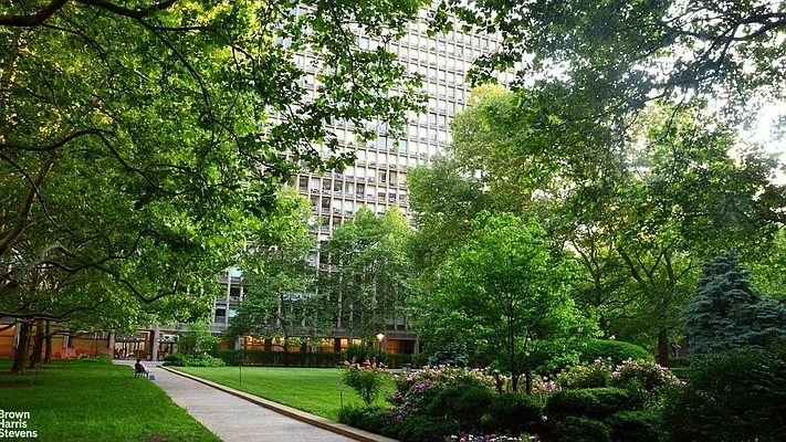 Rented by Brown Harris Stevens | media 7