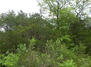 15 Arapahoe Dr #4, Eureka Springs, AR 72631