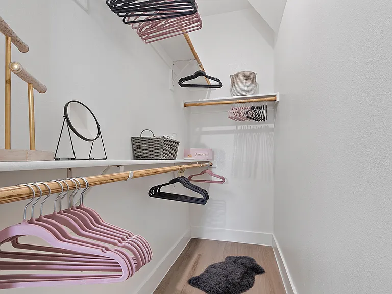 Closet Closet