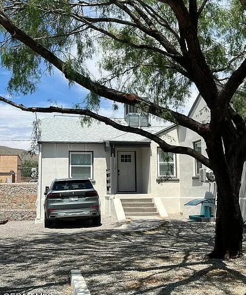 2404 N Kansas St #A — Photo 5