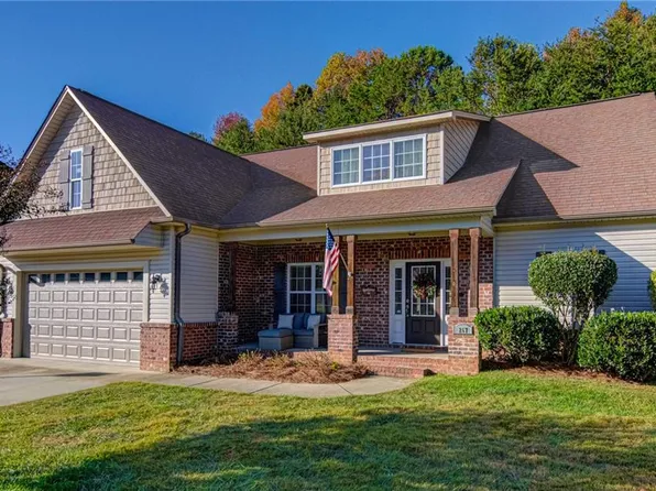 267 Cabot Dr, Winston Salem, NC 27103
