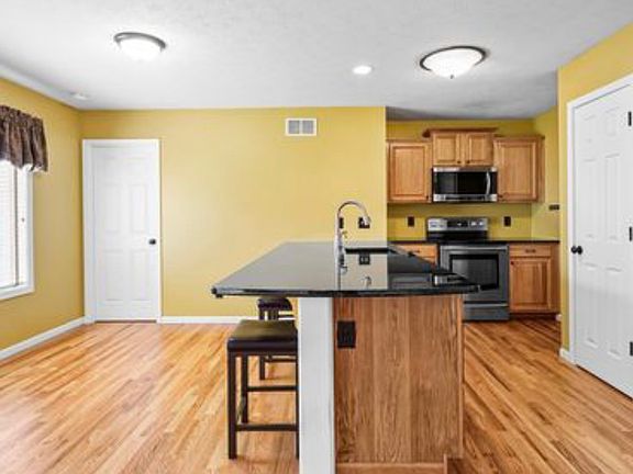 3rd image of 5706 Mellon Ct