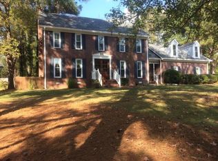 909 Creekwood Dr, Corinth, MS 38834