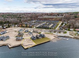 20 Navigator Rd, Penetanguishene, ON L9M1E7
