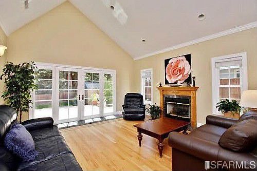2nd image of 2315 Catalpa Way