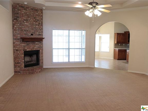 3rd image of 405 Ponderosa Dr
