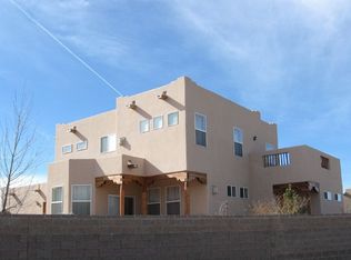 7636 Cree Cir, Santa Fe, NM 87507