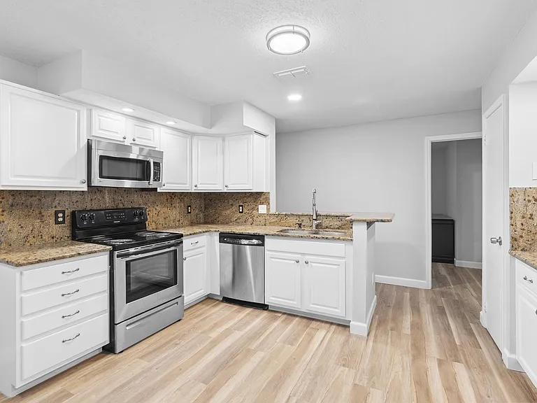 Boulder Woods Cir — Photo 10