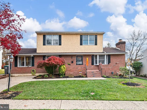 3206 Dunlap Dr, Wilmington, DE 19808