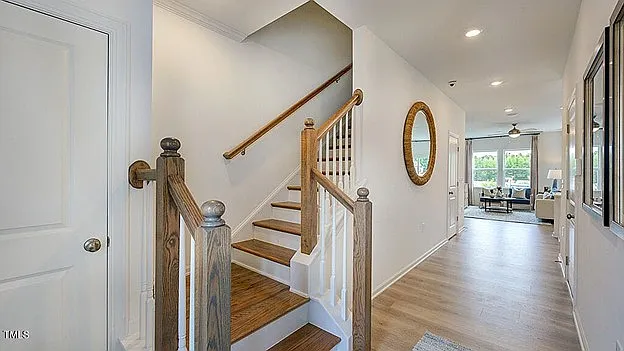 2716 Sammish Way — Photo 2