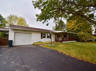 103 Feasel Dr, Henrietta, NY 14467