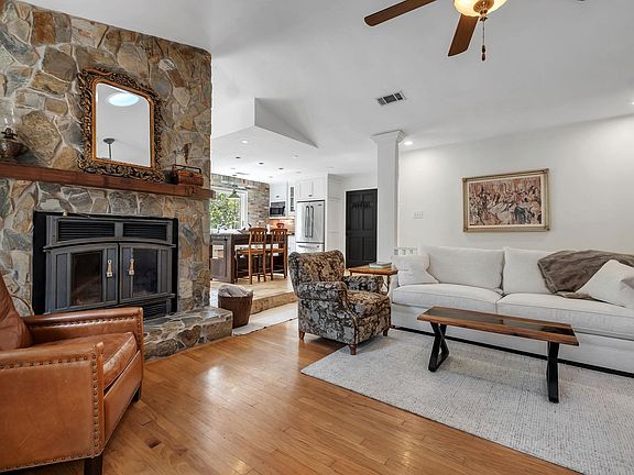 4th image of 1521 Kessel Dr
