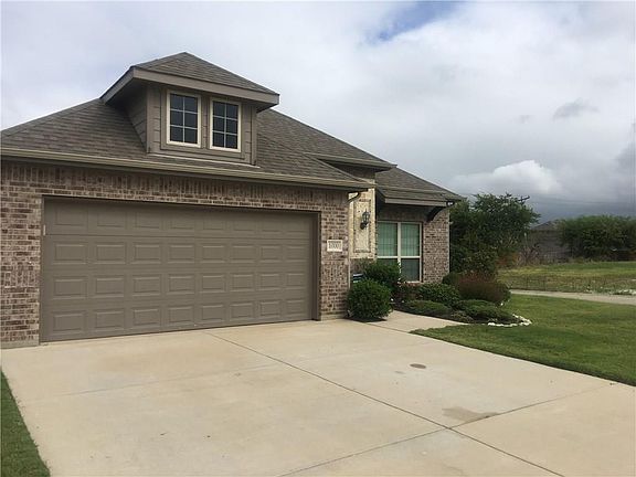 4th image of 1000 Copperleaf Dr
