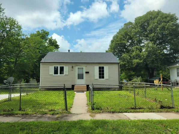 1708 E 22nd St, Des Moines, IA 50317
