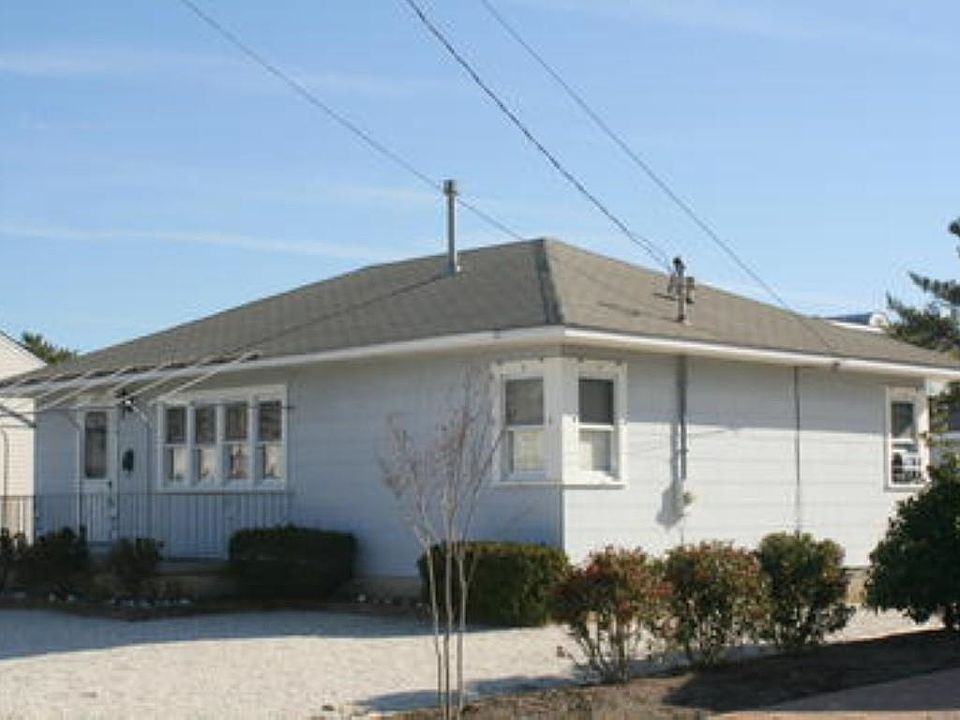 1st image of 135 110th St