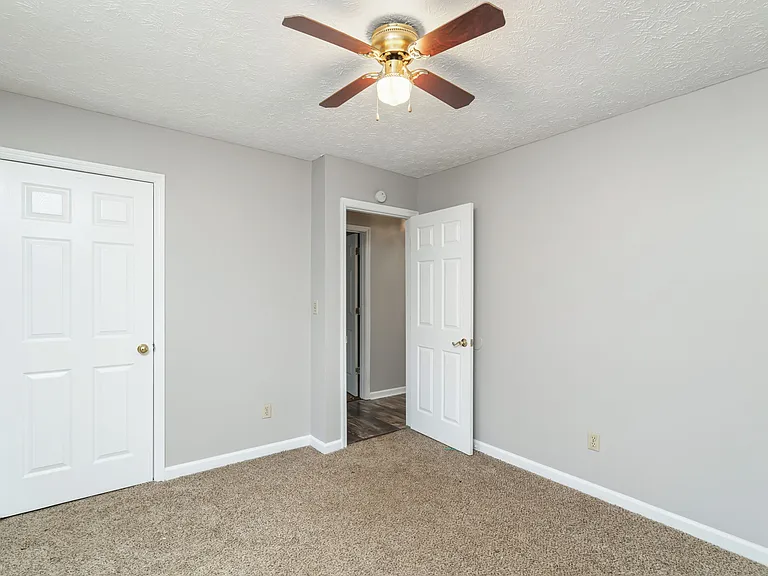 2603 Louise Ave — Photo 15