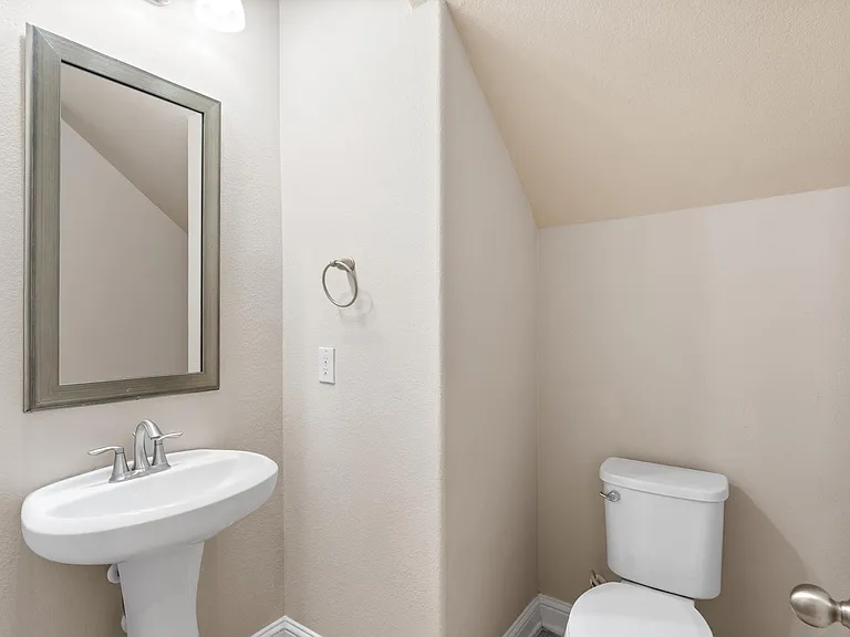 9615 Eden Ridge Ln — Photo 31