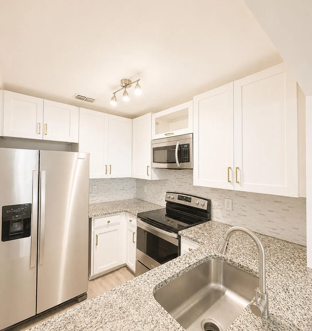 3 bed, 2.0 bath, 1180 sqft, $1,850 — Photo 4