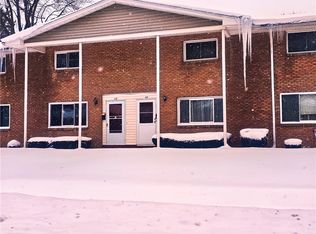 113 Woodhill Dr, Rochester, NY 14616