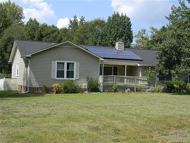 1st image of 575 Johnny Boyd Dr