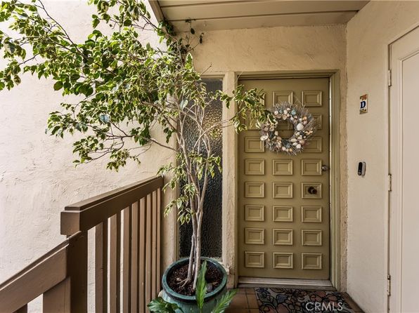 23920 De Ville Way APT D, Malibu, CA 90265
