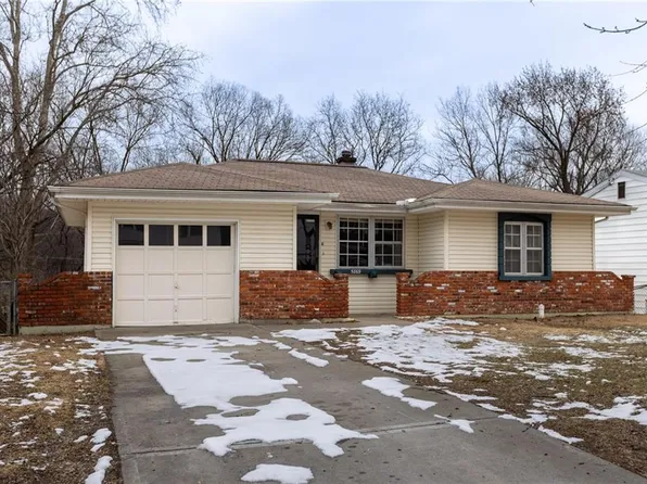 5869 N Oakley Ave, Kansas City, MO 64119