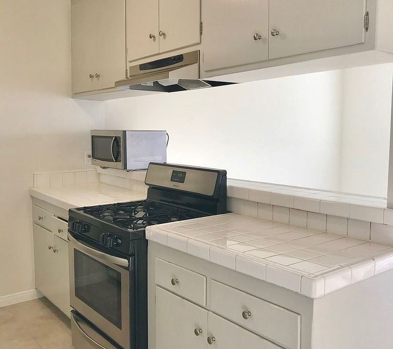 1st image of 9814 Regent St APT 8
