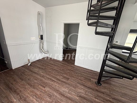 3rd image of 10 S 1st St