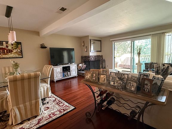 5th image of 10 Park Crest Ct APT C