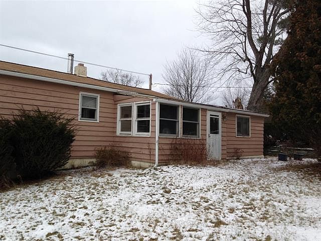 1st image of 3465 Grummon St