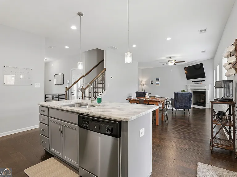 11 Doolittle Ct — Photo 10