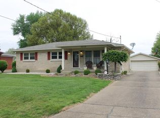 5209 Venus Dr, Louisville, KY 40258