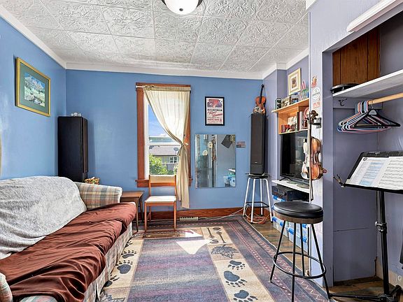 5th image of 703 Park Ave