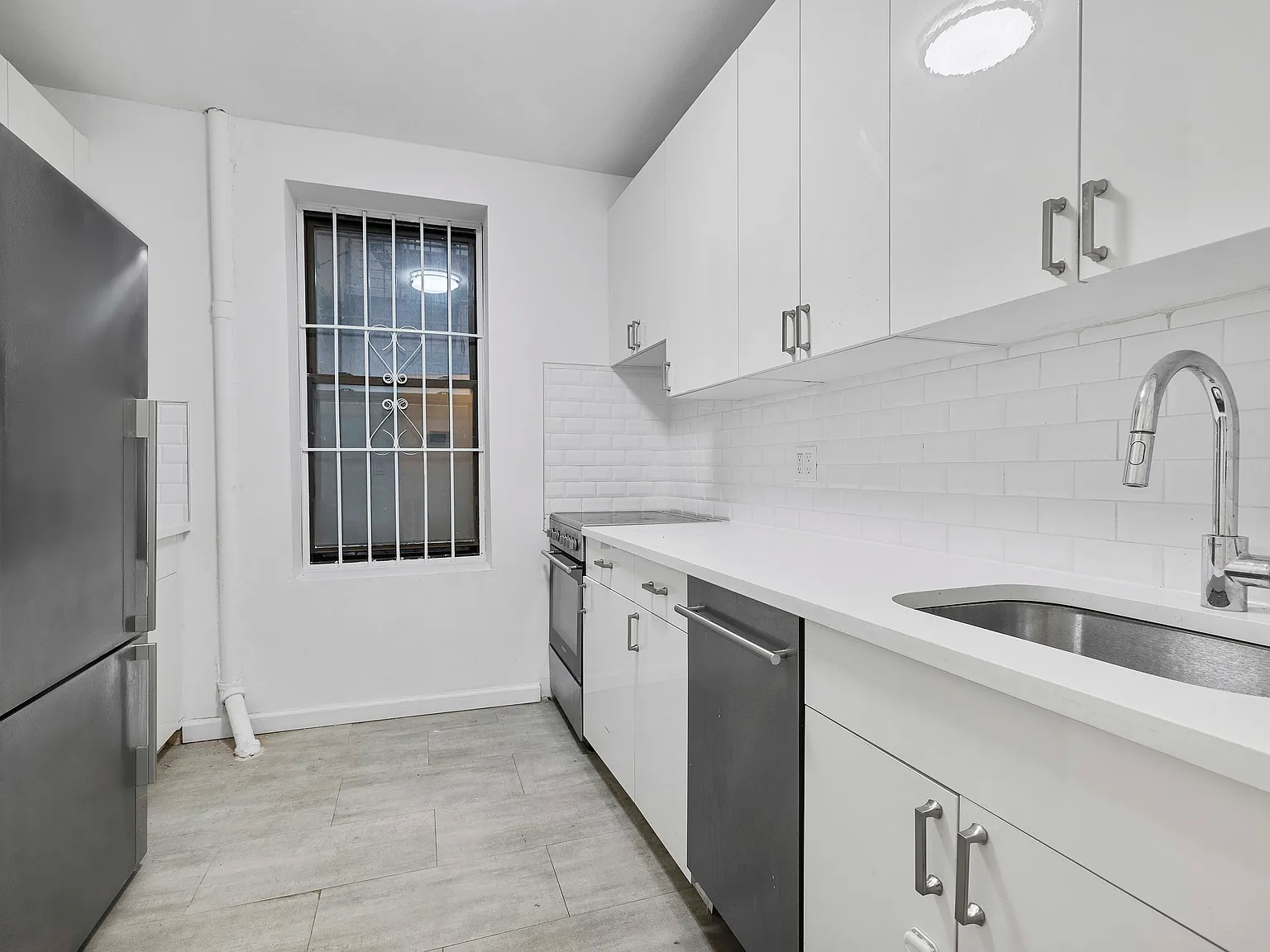 443 East 88th Street — Photo 3