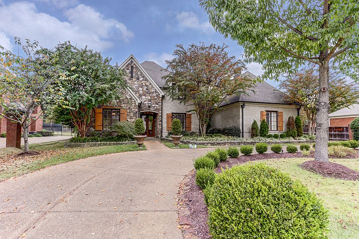 1st image of 3157 Kenney Dr