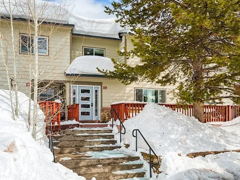 19 Cypress Ct — Photo 11